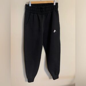 Alphalete ELMTS Cuffed Jogger - Black